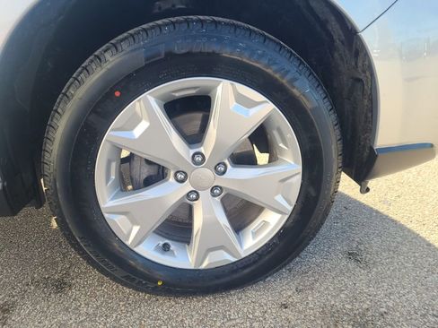 Used 2016 Subaru Forester 2.5i Limited w/ Popular Package #2 image 12