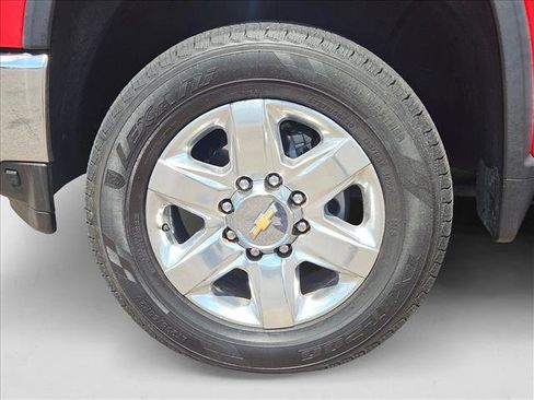 Used 2022 Chevrolet Silverado 2500 LTZ w/ LTZ Plus Package image 24