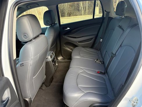 Used 2020 Buick Envision Essence image 20