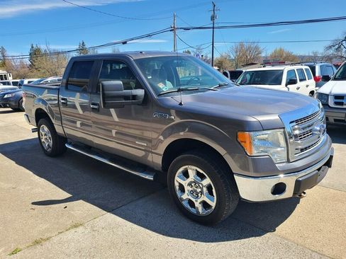 Used 2013 Ford F150 XLT w/ Luxury Equipment Group image 2