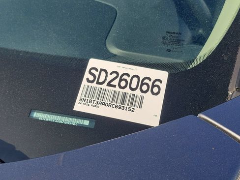 Used 2024 Nissan Rogue S FWD image 25
