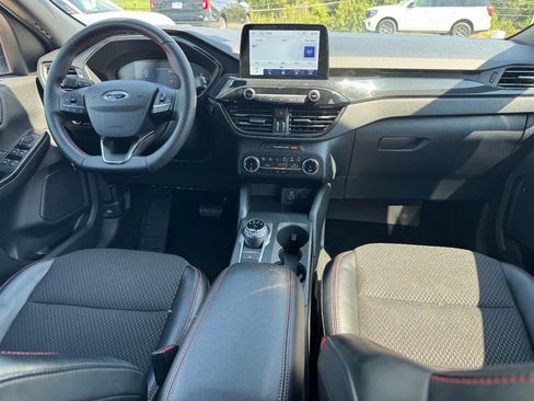 Used 2025 Ford Escape ST-Line AWD/4WD image 11