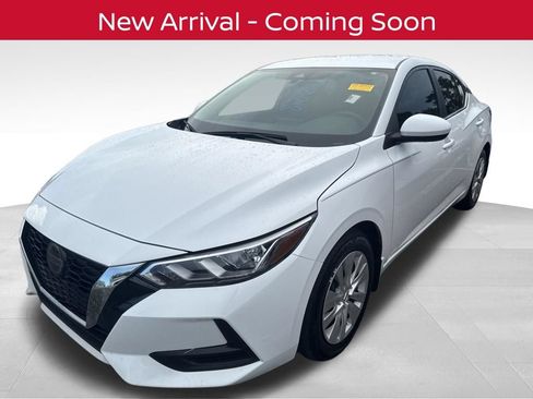 Certified 2023 Nissan Sentra S FWD image 2