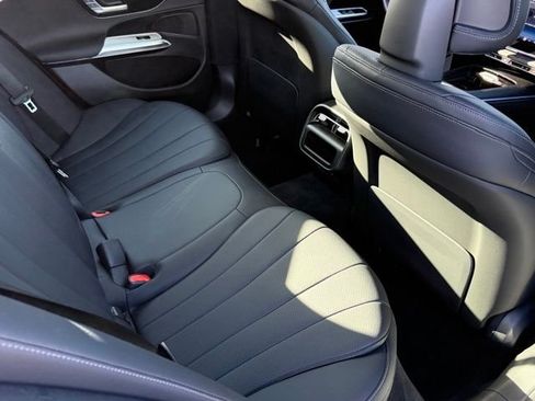 Certified 2025 Mercedes-Benz E 350 4MATIC Sedan image 24