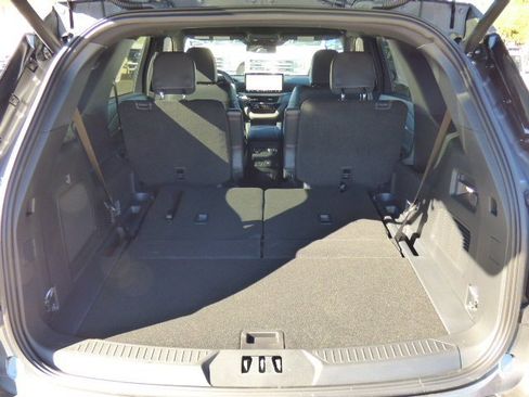 New 2026 Ford Explorer ST-Line w/ ST-Line Street Pack image 11