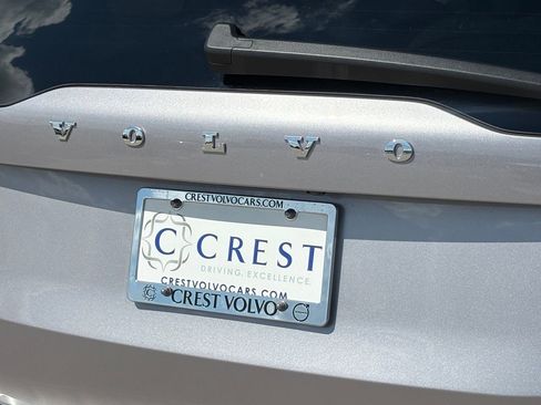 New 2026 Volvo XC90 B6 Plus w/ Protection Package Premier image 8