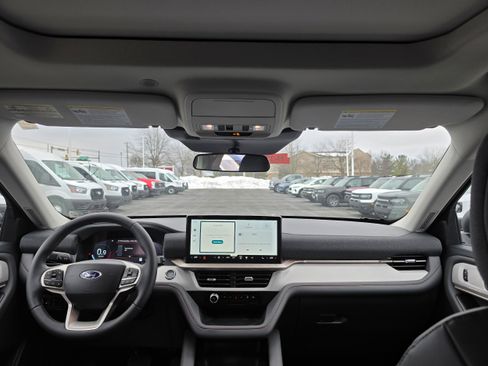 New 2026 Ford Explorer Active w/ Active Comfort Package image 12