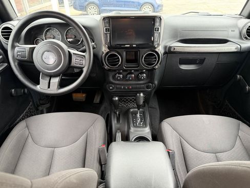 Used 2017 Jeep Wrangler Unlimited Sport AWD/4WD image 21