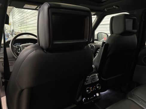 Used 2018 Land Rover Range Rover image 22