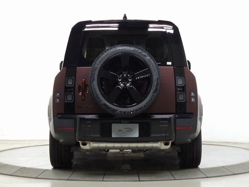 New 2026 Land Rover Defender 130 S AWD/4WD image 4