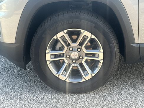 Used 2026 GMC Terrain Elevation w/ Technology Package II AWD/4WD image 11