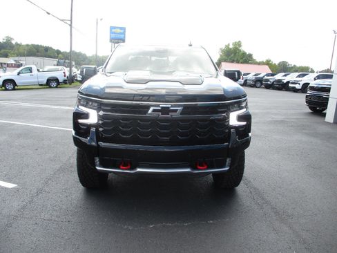 New 2026 Chevrolet Silverado 1500 ZR2 image 10