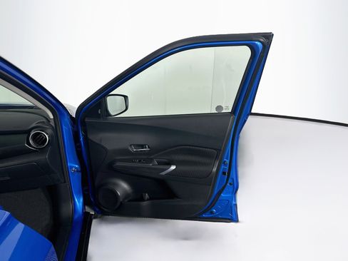 Used 2023 Nissan Kicks SV FWD image 29