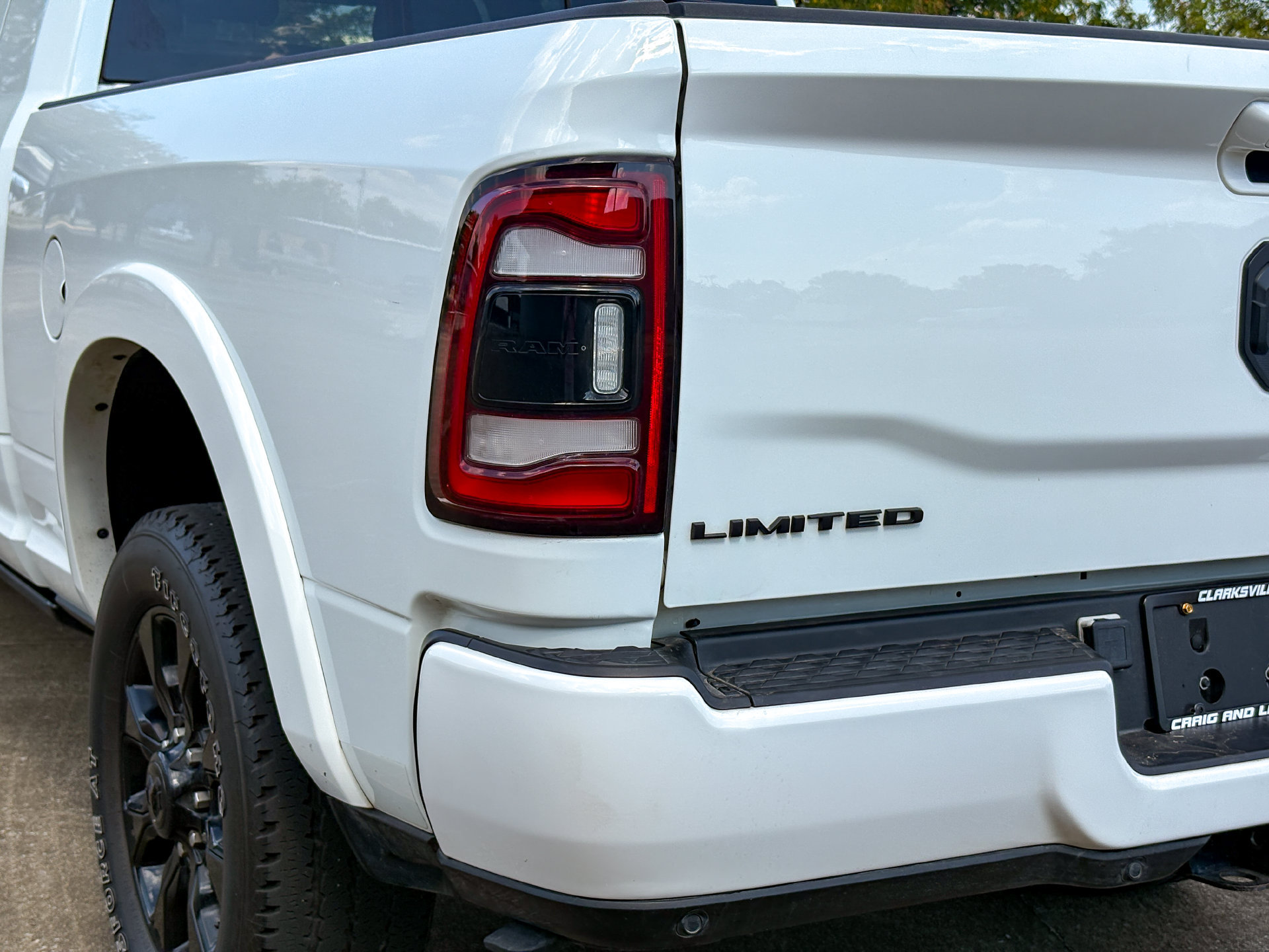 Used 2024 RAM 2500 Limited AWD/4WD image 9