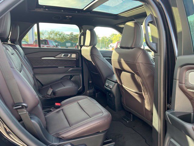 New 2027 Ford Explorer Platinum w/ LUX Leather Package AWD/4WD image 13