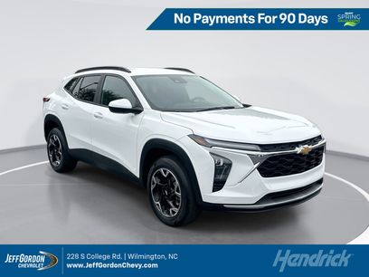 Used 2025 Chevrolet Trax LT w/ LT Convenience Package