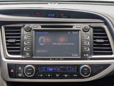 Used 2019 Toyota Highlander Limited AWD/4WD image 20
