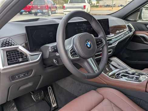 Used 2026 BMW X6 xDrive40i image 11