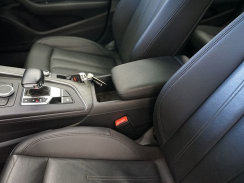 Used 2019 Audi A4 2.0T Premium w/ Convenience Package AWD/4WD image 30