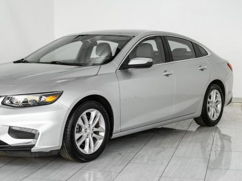 Used 2016 Chevrolet Malibu LT image 59