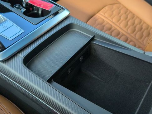 New 2025 Audi RS Q8 performance image 9