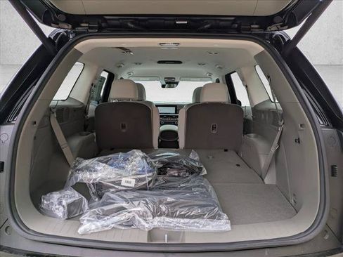 Used 2026 Hyundai Palisade SEL FWD image 20