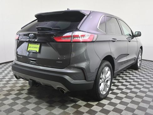 Used 2023 Ford Edge Titanium w/ Class II Trailer Tow Package AWD/4WD image 6