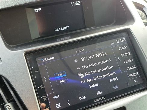 Used 2016 Ford Transit Connect XL image 13