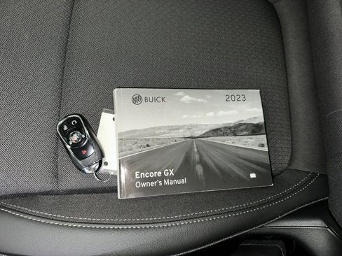 Certified 2023 Buick Encore GX Preferred w/ Cold Weather Comfort Package image 4