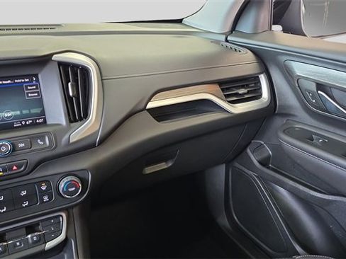 Used 2023 GMC Terrain SLE w/ Elevation Edition image 24