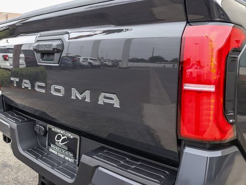 Used 2026 Toyota Tacoma TRD Sport RWD image 11