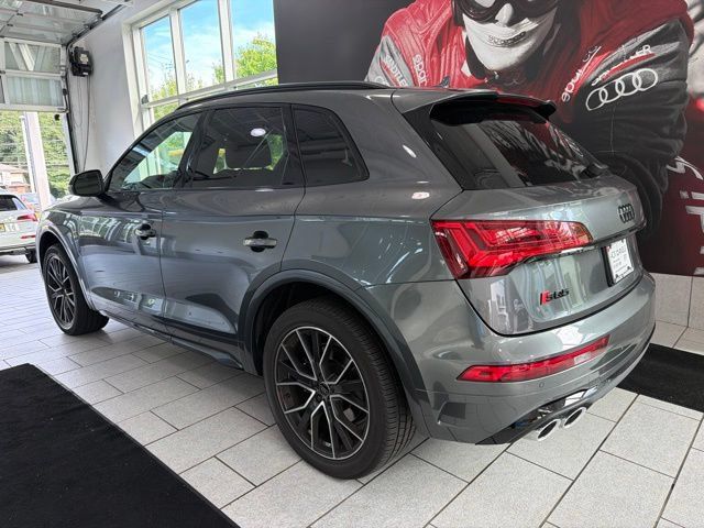 Used 2023 Audi SQ5 Premium Plus w/ Premium Plus Package AWD/4WD image 3