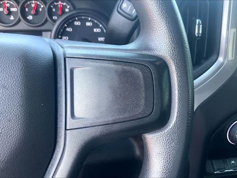 Used 2022 Chevrolet Silverado 1500 Custom AWD/4WD image 25