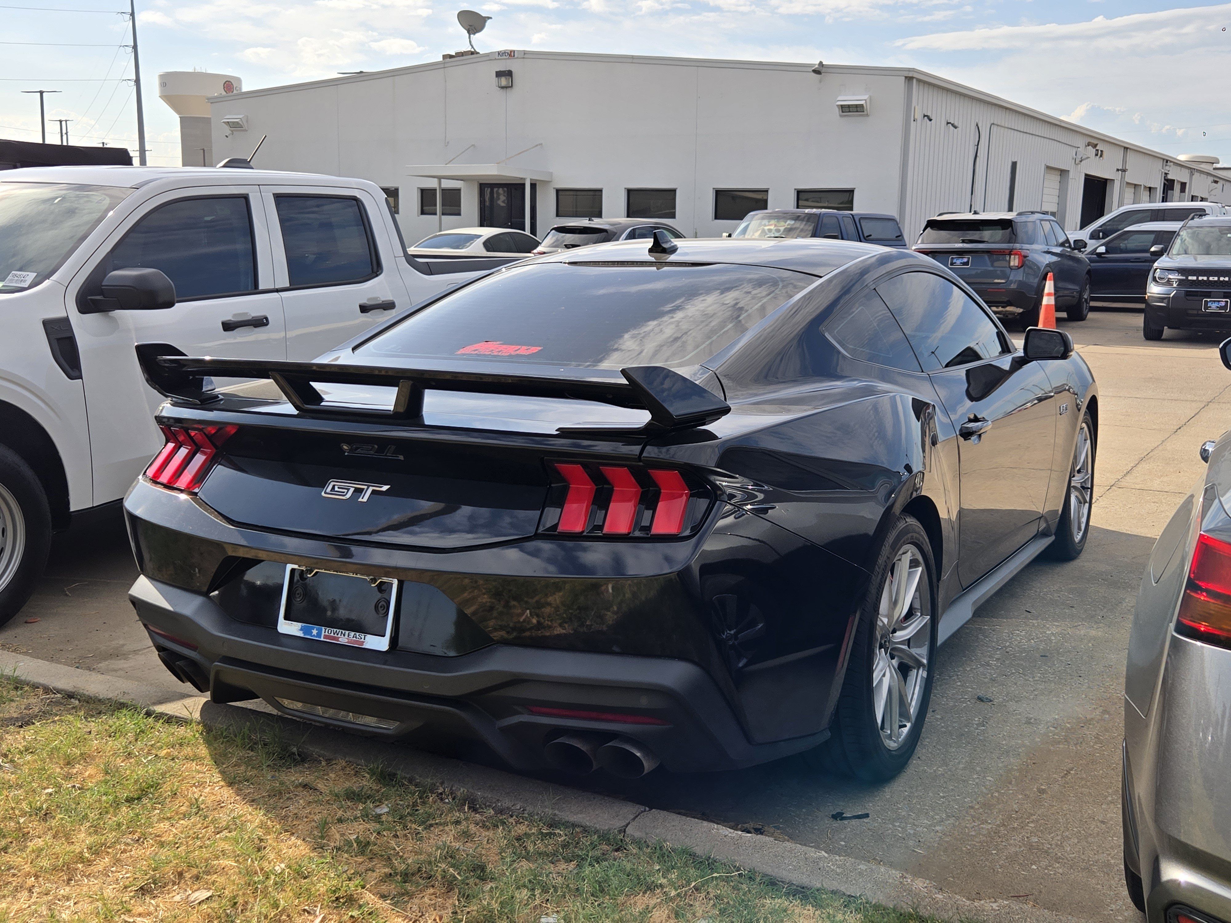Used 2024 Ford Mustang GT Premium RWD image 6