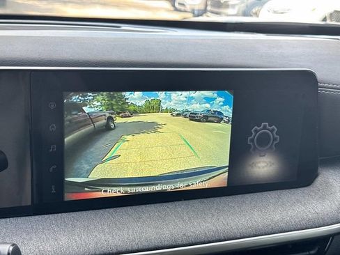 Certified 2025 Nissan Kicks SV FWD image 31