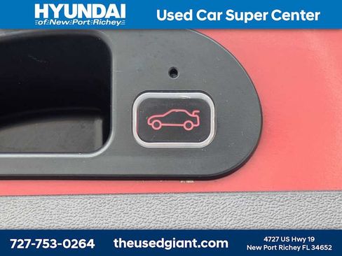 Used 2015 Hyundai Tucson SE FWD image 13