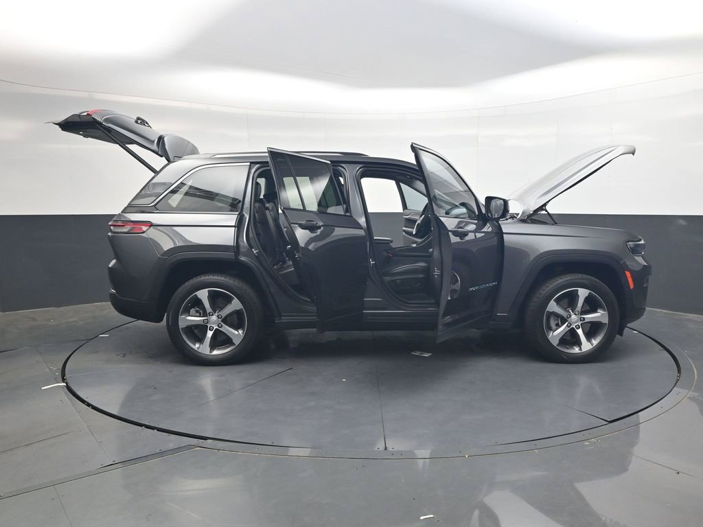 Used 2022 Jeep Grand Cherokee Limited 4xe AWD/4WD image 44