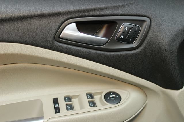 Used 2013 Ford Escape SEL AWD/4WD image 17