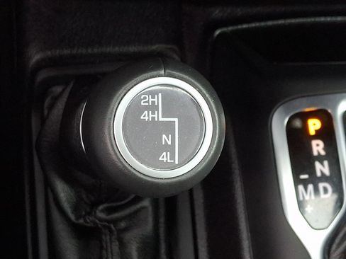 Used 2021 Jeep Wrangler Unlimited Sahara image 26