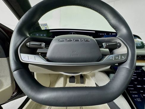 Used 2023 Lucid Air Touring image 64