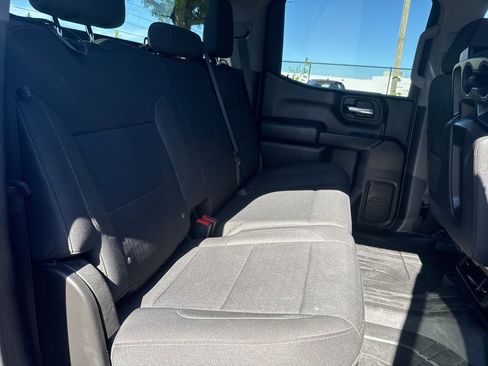 Used 2023 Chevrolet Silverado 1500 Custom image 24