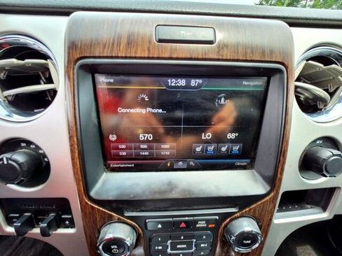 Used 2013 Ford F150 Lariat w/ Luxury Equipment Group image 19