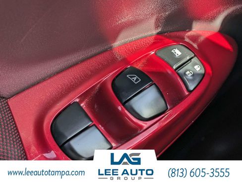 Used 2014 Nissan Juke SL FWD image 20