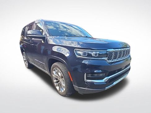 Used 2022 Jeep Grand Wagoneer Series II w/ Convenience Group III AWD/4WD image 2