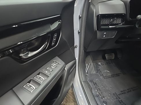 Used 2024 Honda CR-V EX-L image 28