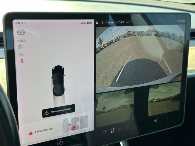 Used 2018 Tesla Model 3 Long Range RWD image 22