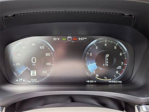 Used 2020 Volvo V60 T5 Cross Country w/ Protection Package Premier image 18