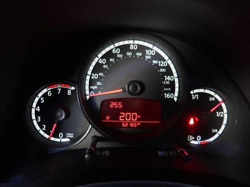 Used 2013 Volkswagen Beetle 2.0T image 21