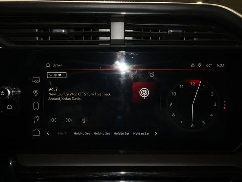 Used 2024 GMC Sierra 2500 AT4X AWD/4WD image 13