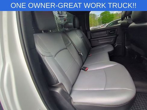 Used 2022 RAM 5500 Tradesman w/ Chrome Appearance Group RWD image 33